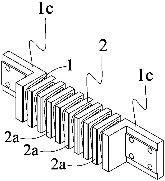 Lateral current collection section insulator