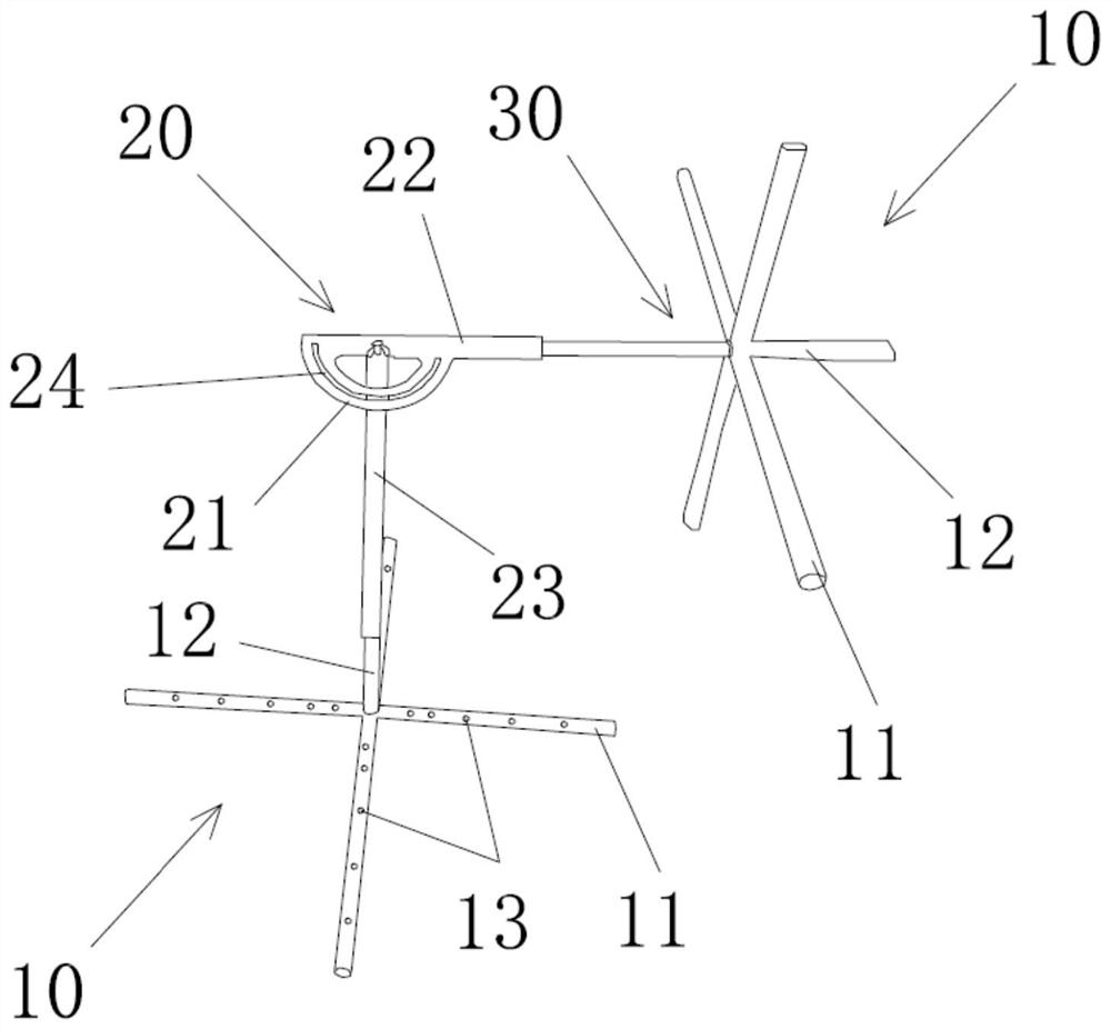 Folded pipe length measuring device and using method thereof