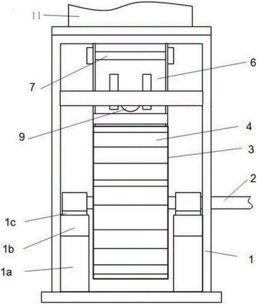 Water turbine with runner blades in sawtooth shape