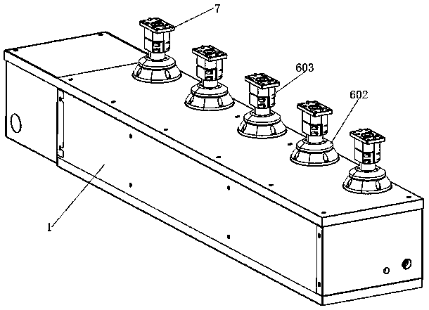 One-driving-multi-station synchronous turbine transmission mechanism