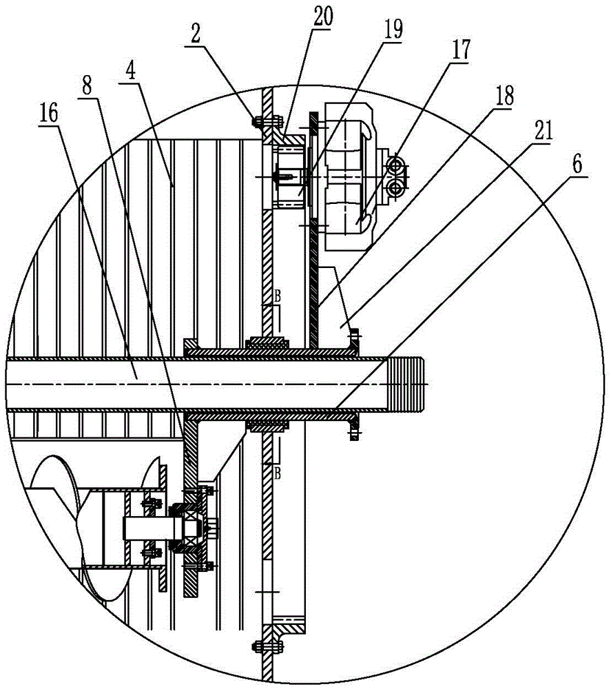 Self-moving type bottom mud separating and collecting device