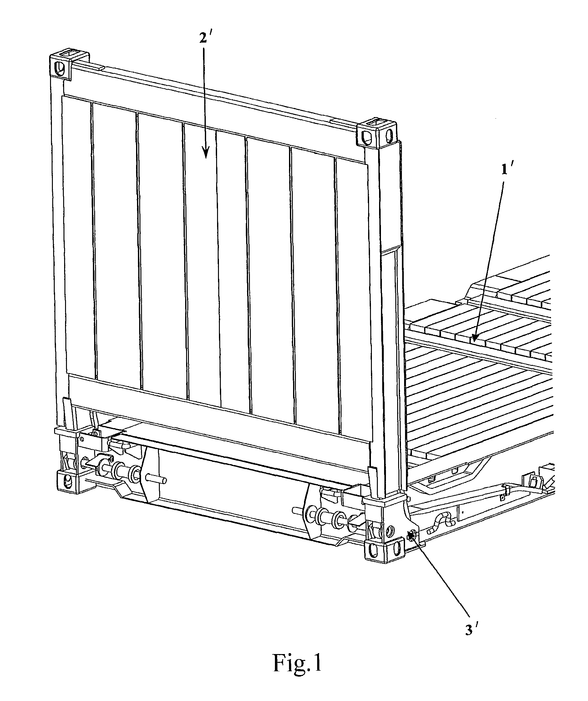 Collapsible container and hinge used for collapsible container