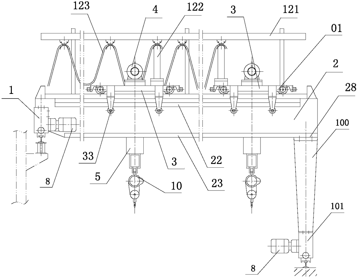 Half-portal crane with two travelling trolleys and telescopic cantilever beams