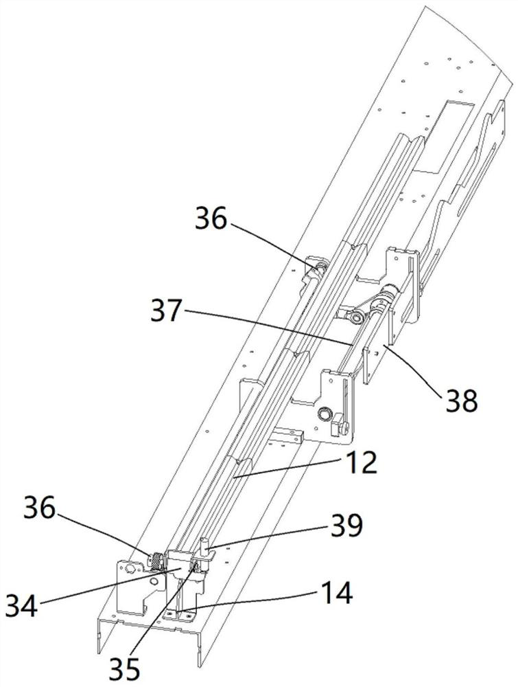 Automatic feeder and cut end detection device thereof