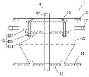 Wet material smashing device