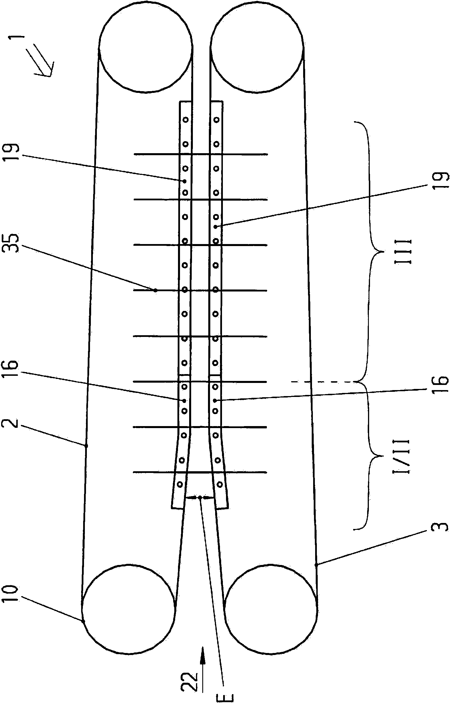 Method for producing composite panels in a continuously operating press and continuously operating press