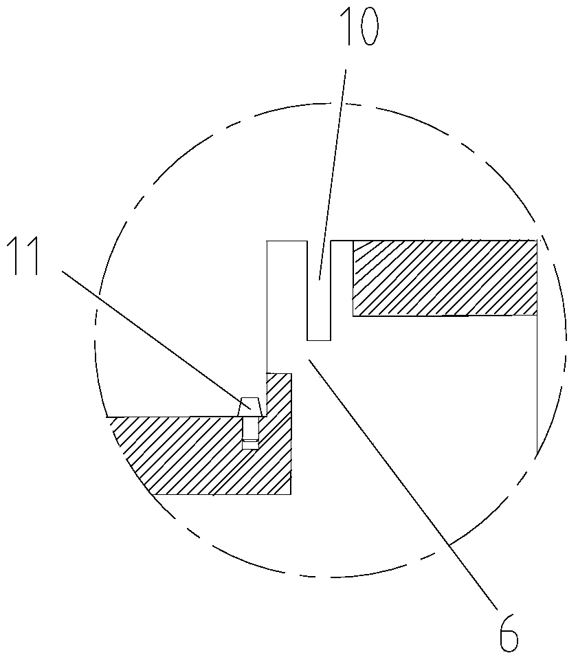 Integrated cleaning fixture for automatically rotating and fixing silicon wafers