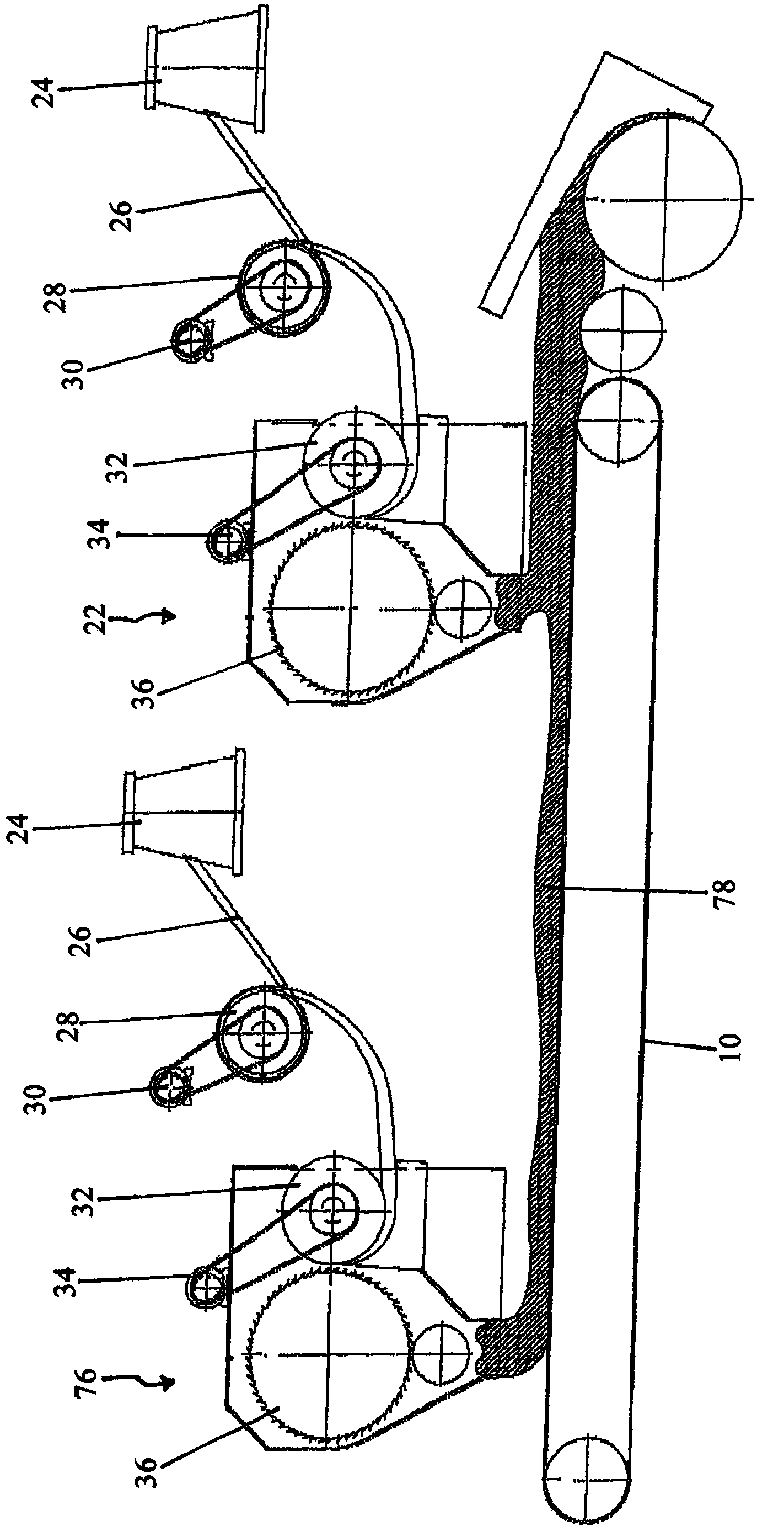 Supply device for delivering individualized separating fibres or fibre bundles to transport device