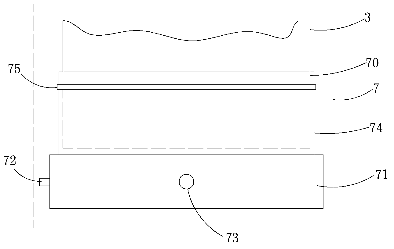 Speed-adjustable self-cleaning conveyor