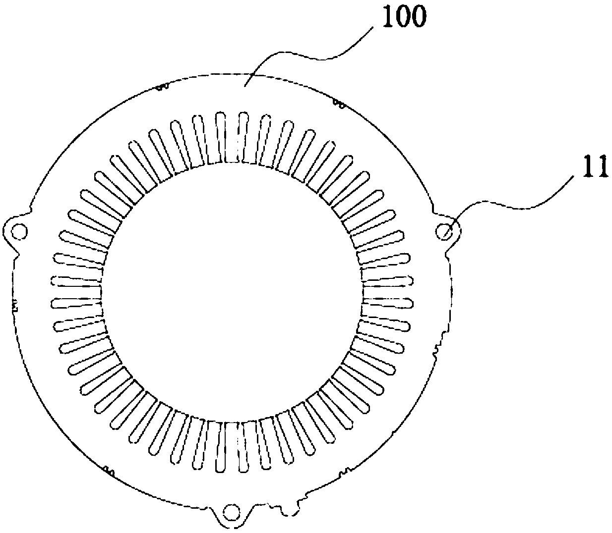 Motor with high heat dissipation efficiency