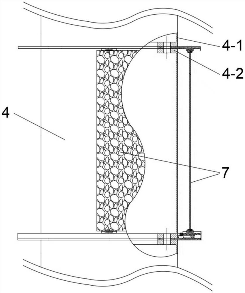 Noise reduction device installed on wind turbine tower and wind turbine