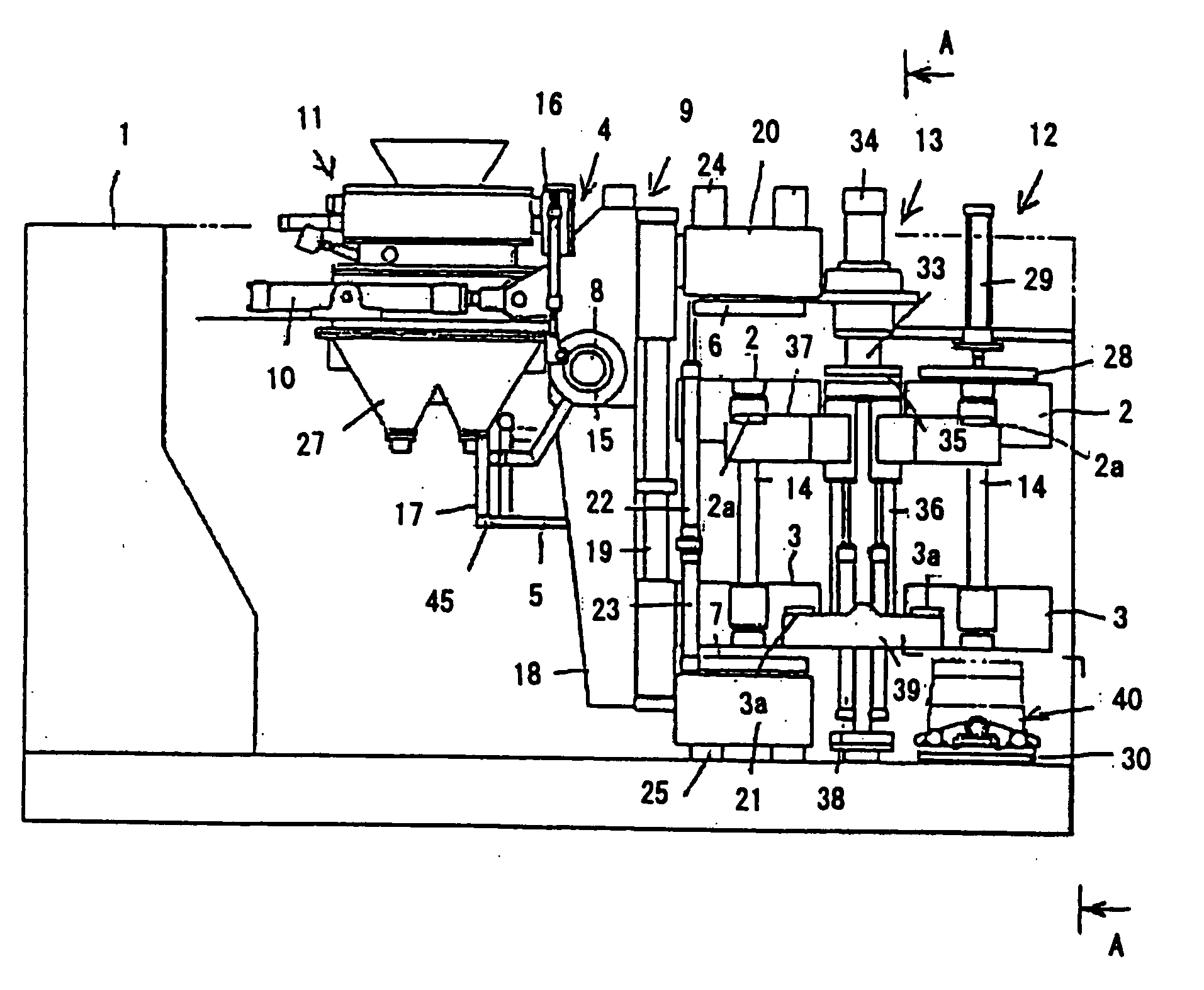 Method for making flaskless upper and lower molds, an apparatus therefor, and a method for placing a core