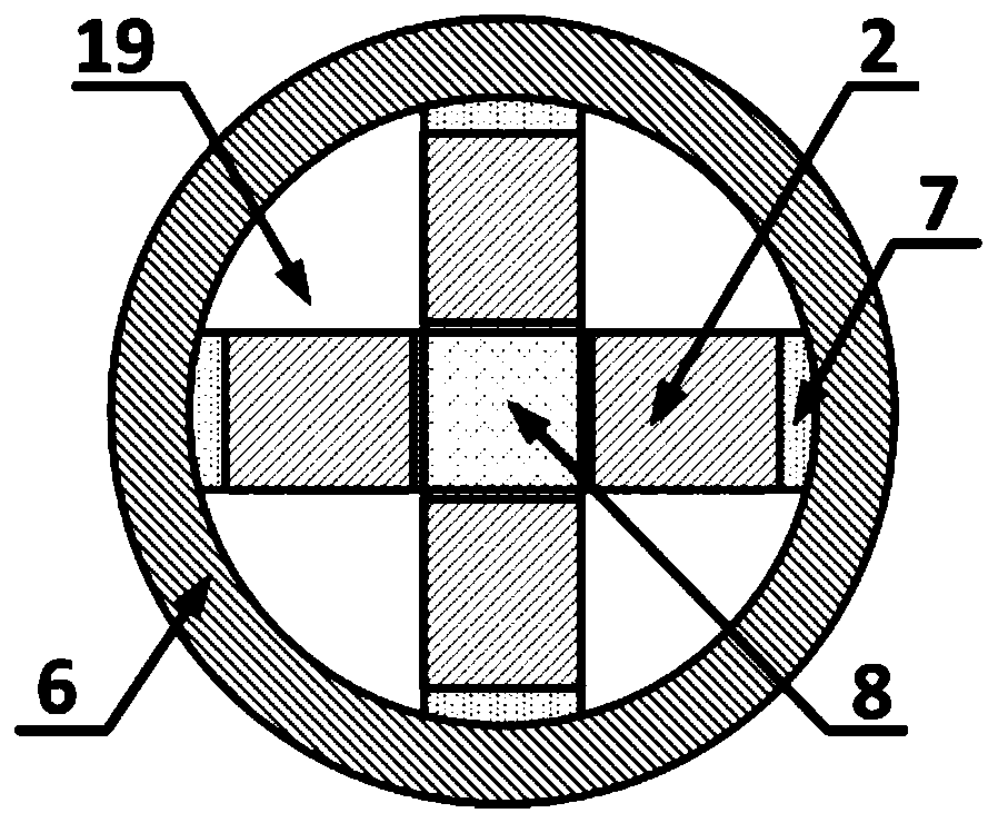 High-performance piezoelectric accelerometer with ring beam structure