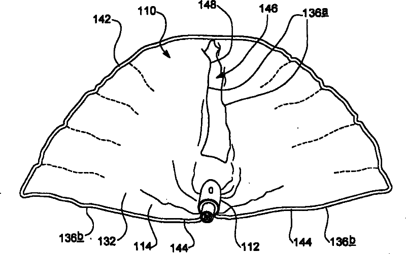 Mop head having a sheet of mop material forming a splayable skirt