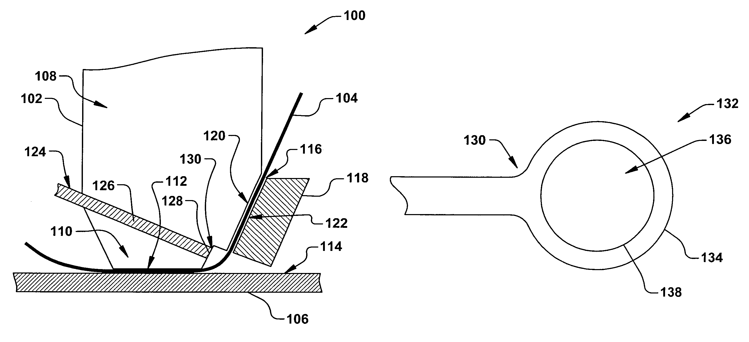 Bond capillary design for ribbon wire bonding