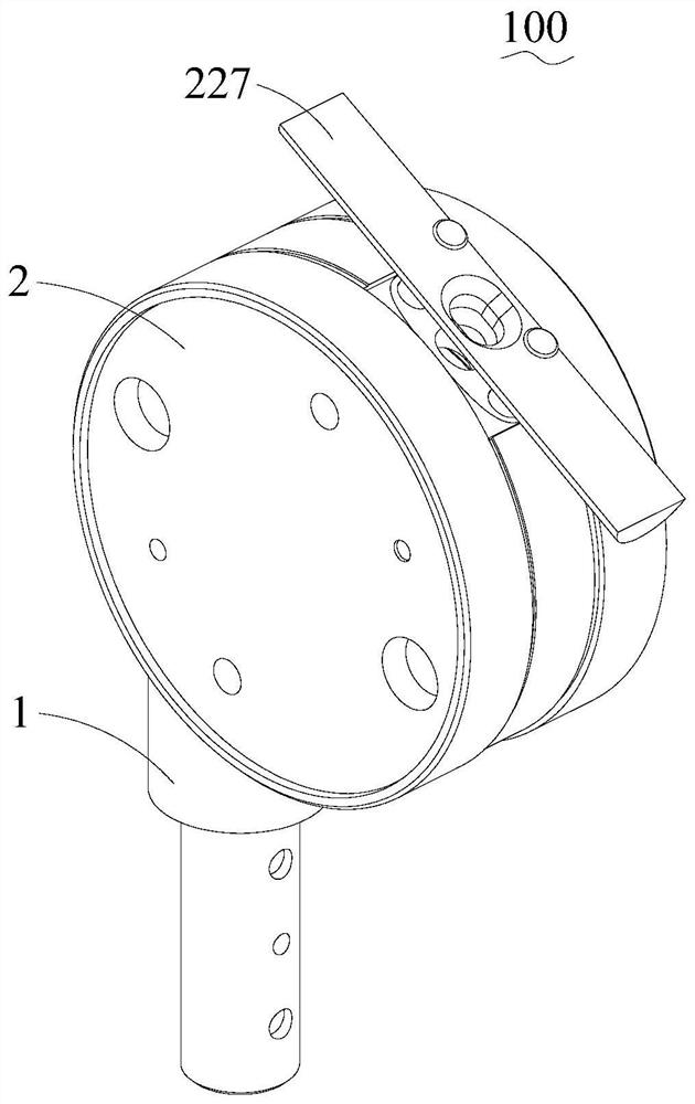 Adjusting structure and lamp