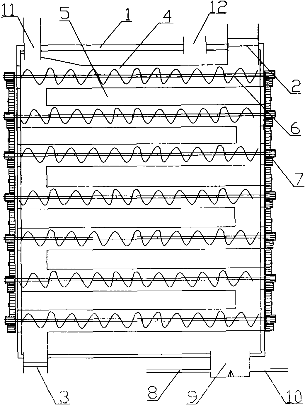 External heating coal decomposing equipment with fold pipes