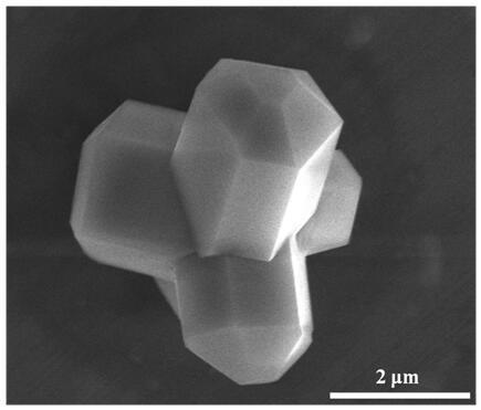 A kind of preparation method of crayon-like mn3O4 microscopic structure and obtained product