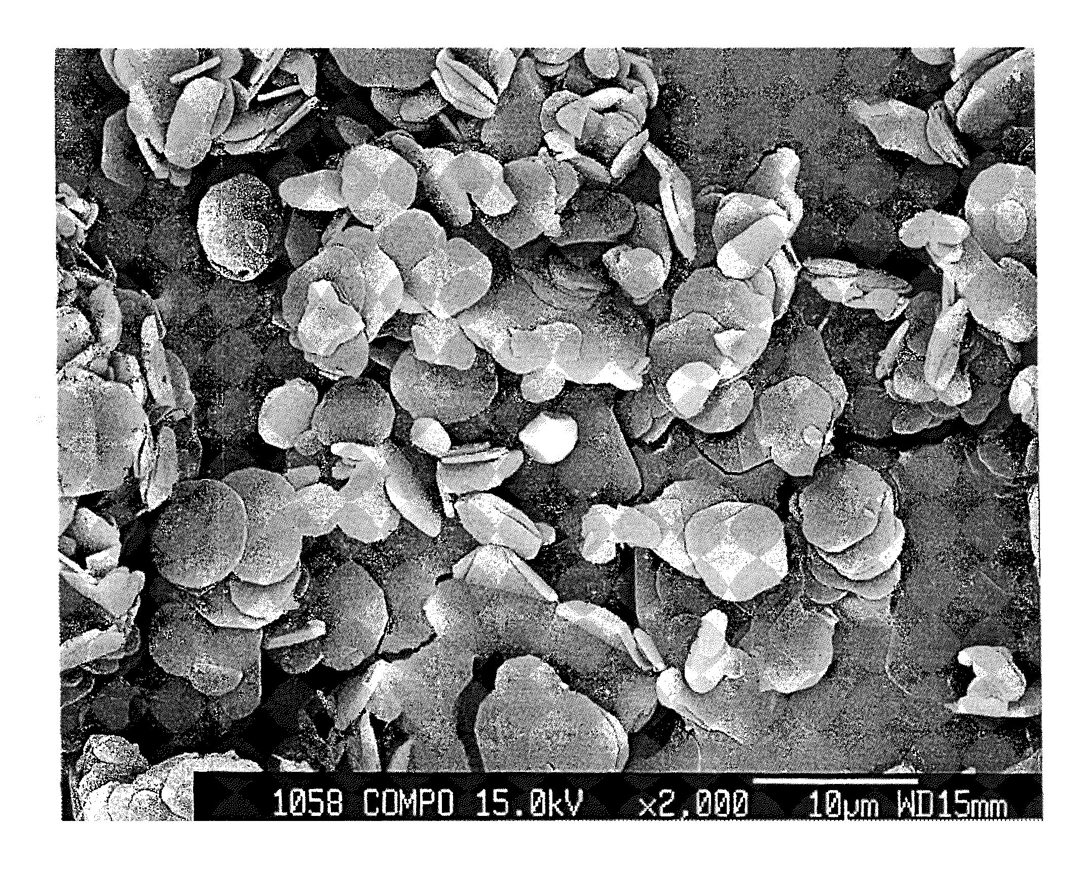 Hexagonal boron nitride powder having specific bulk density and residual Fe particles, and method for producing same