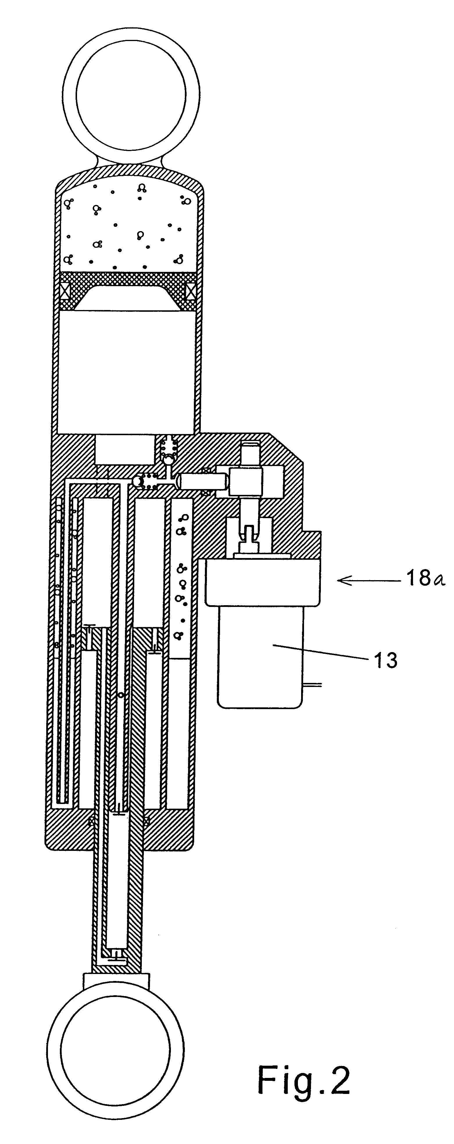 Self-pumping hydropneumatic spring strut with internal leveling