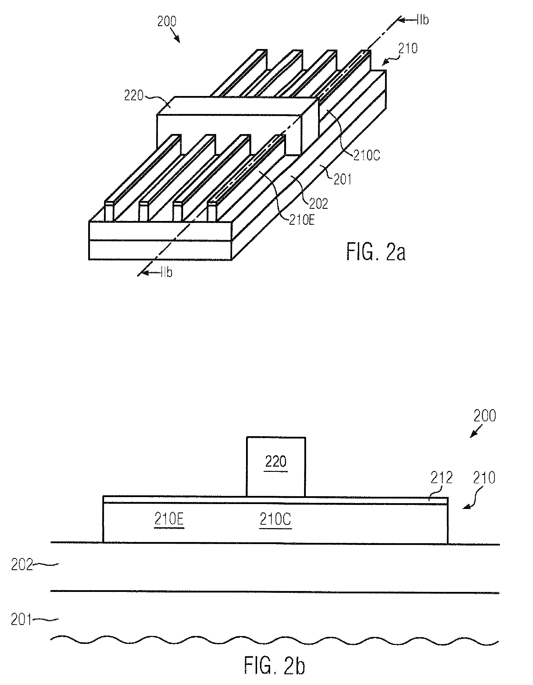 Multiple gate transistor having homogenously silicided fin end portions