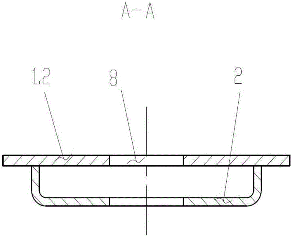 Transverse beam bearing structure of well-hole wagon and connecting structure with wagon side wall