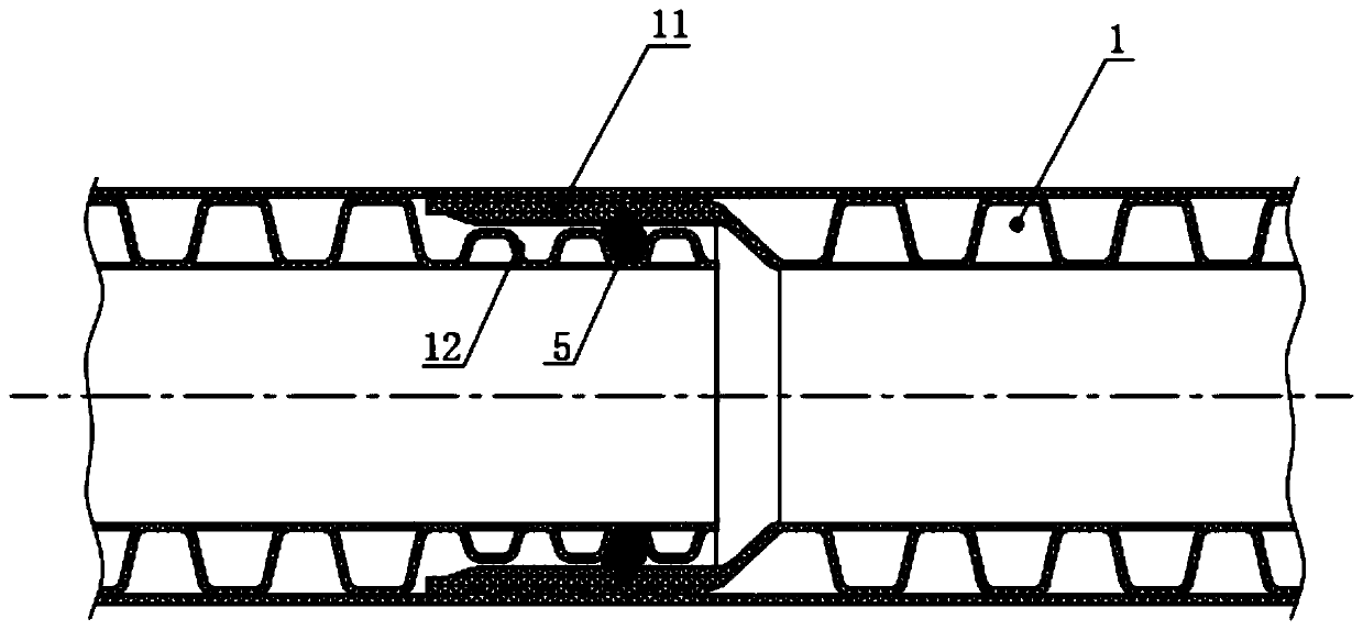 Socket-and-spigot double-flat-wall composite pipe and manufacturing method thereof