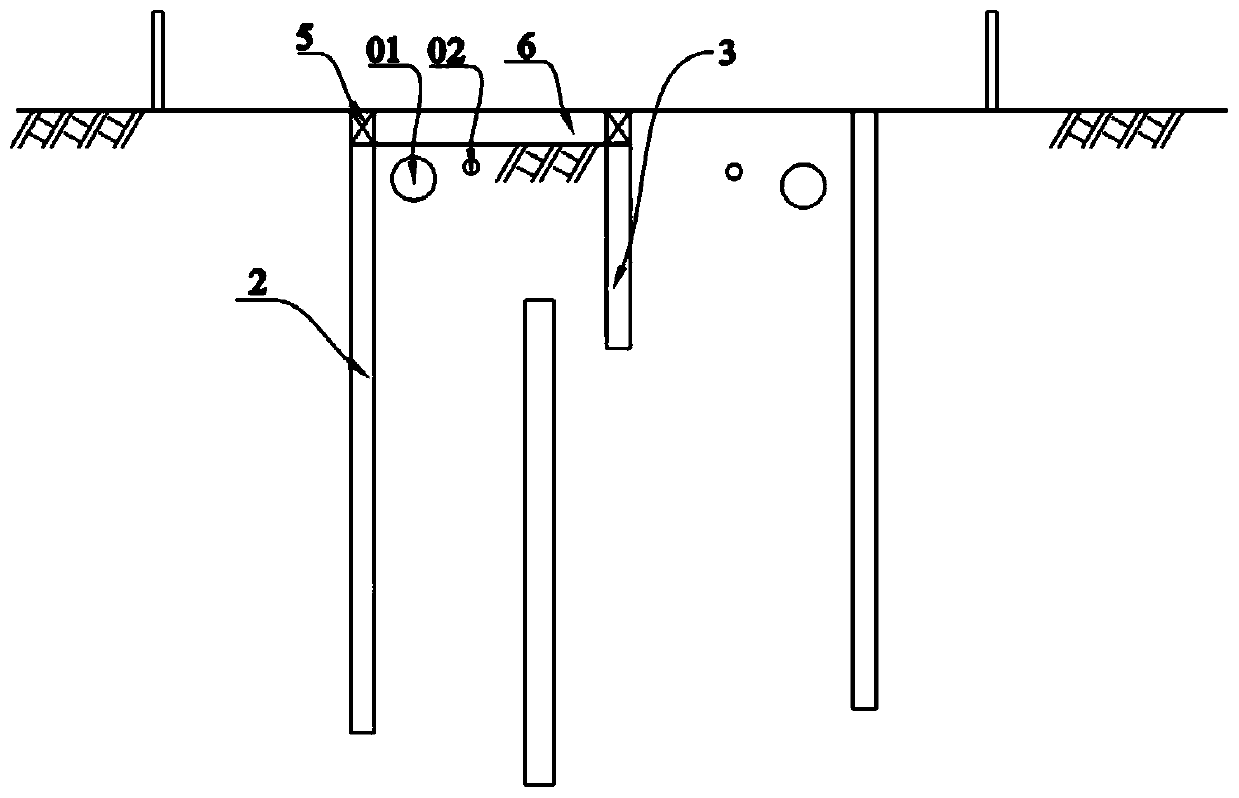 Construction method of rail traffic column-free station in areas with dense underground pipelines