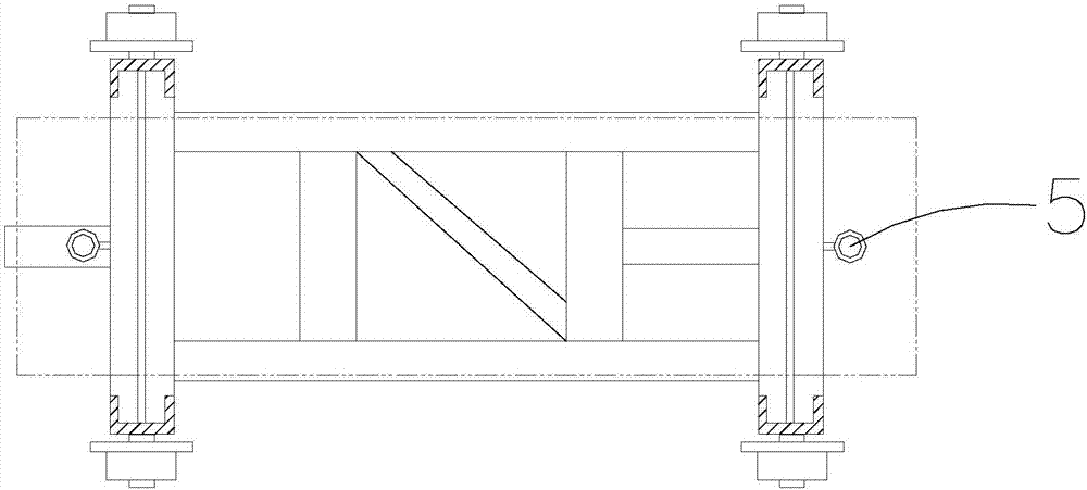 Rail cart and use method of rail cart in construction of large-diameter steel penstock