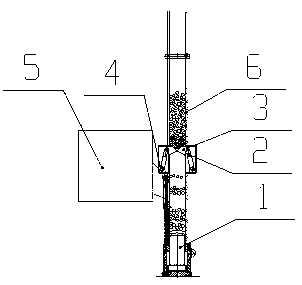 A boring machine and its muck transportation device