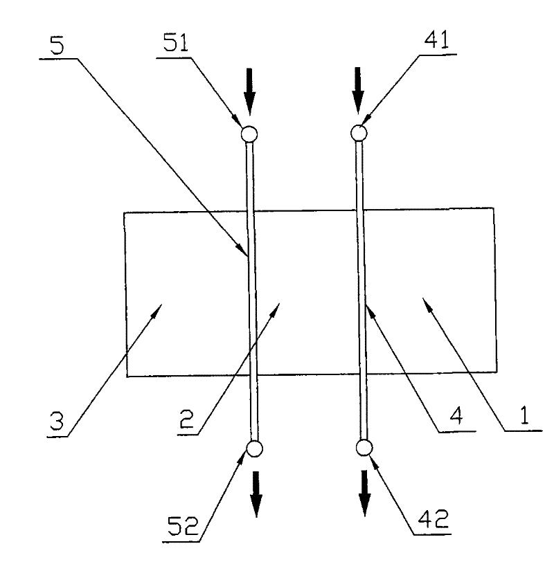 Cooling type clapboard for U-shaped stuff back-feeder