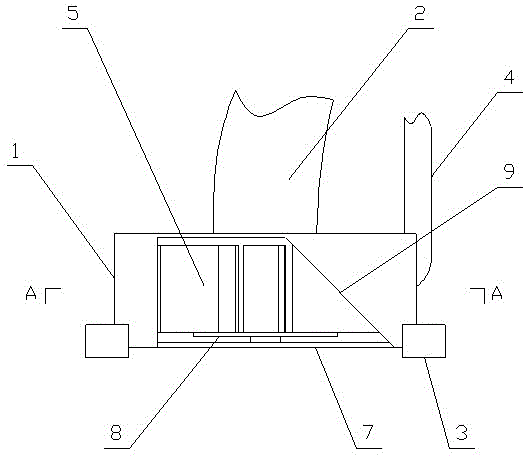 Self-propelled cutter suction dredging device and driving method for water channel