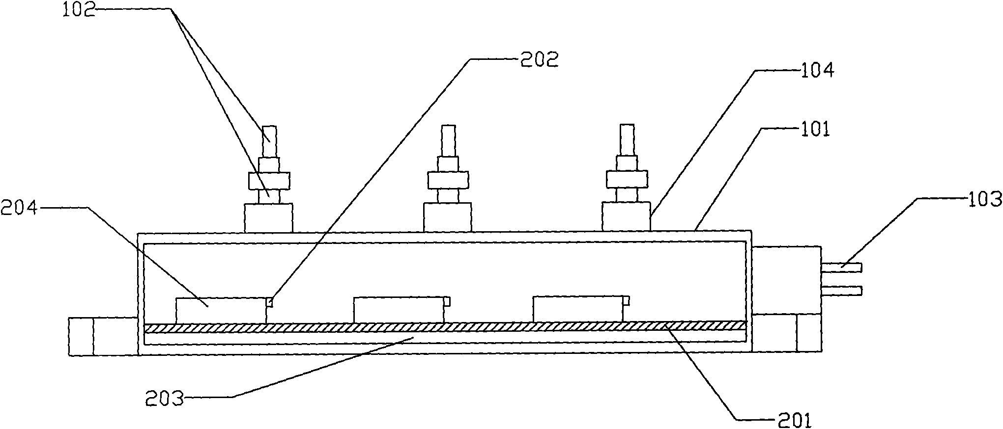 Vertical fiber coupling module with multiple semiconductor lasers