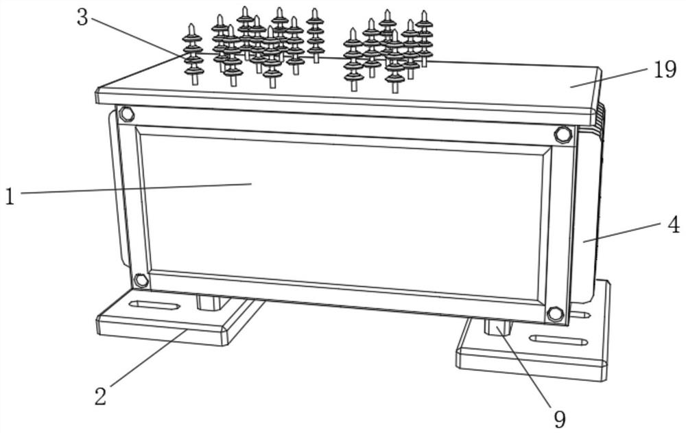 Small low-voltage on-load automatic voltage regulation single-phase power distribution device