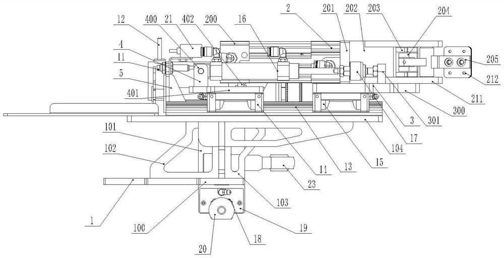 Self-adaptive clamping device for vacuum packaging machine and clamping method of self-adaptive clamping device