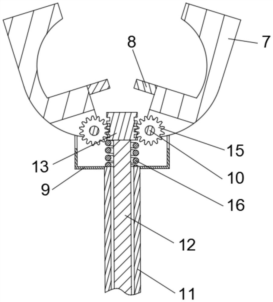 Inverted buckle forming mold