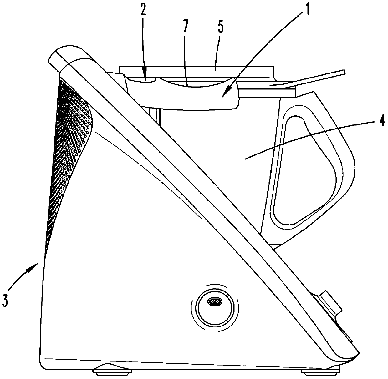 Cover for locking elements of kitchen machines