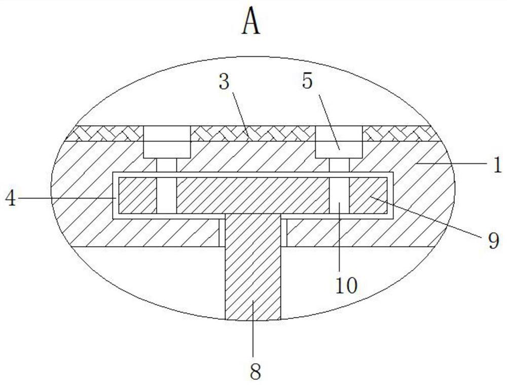 Buffering fender convenient to disassemble, assemble and replace for ship wharf