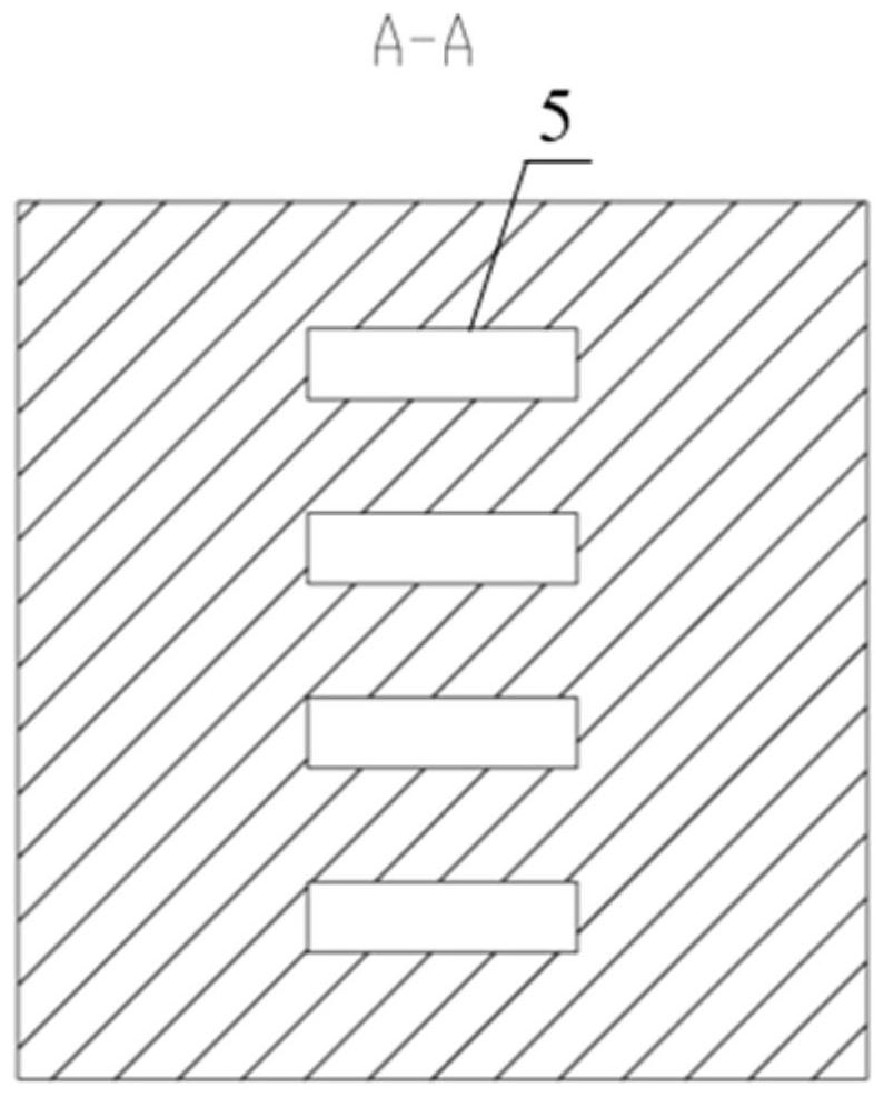 A microstructure mass transfer device