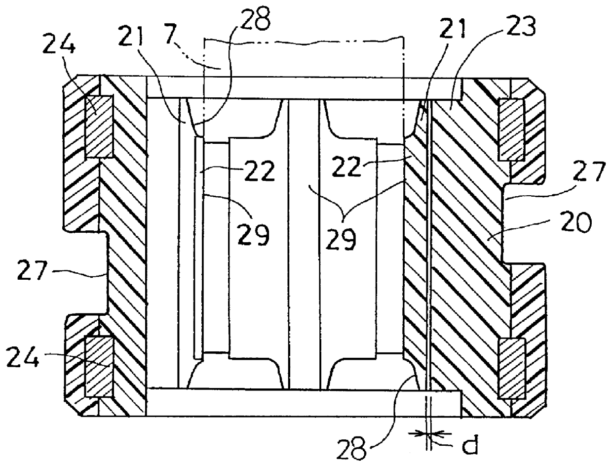 Holder for cylindrical cell in conveyor system