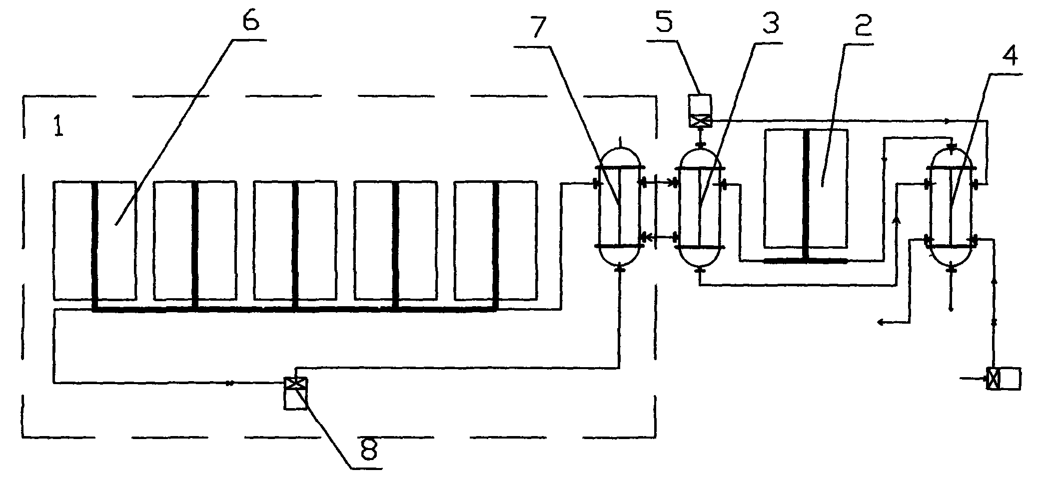 Solar sea water desalinating device