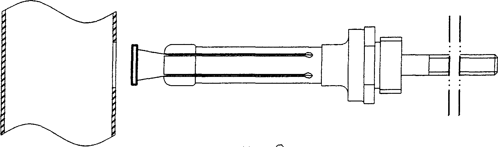 Flanging arrangement for wall hole of thin metal pipe