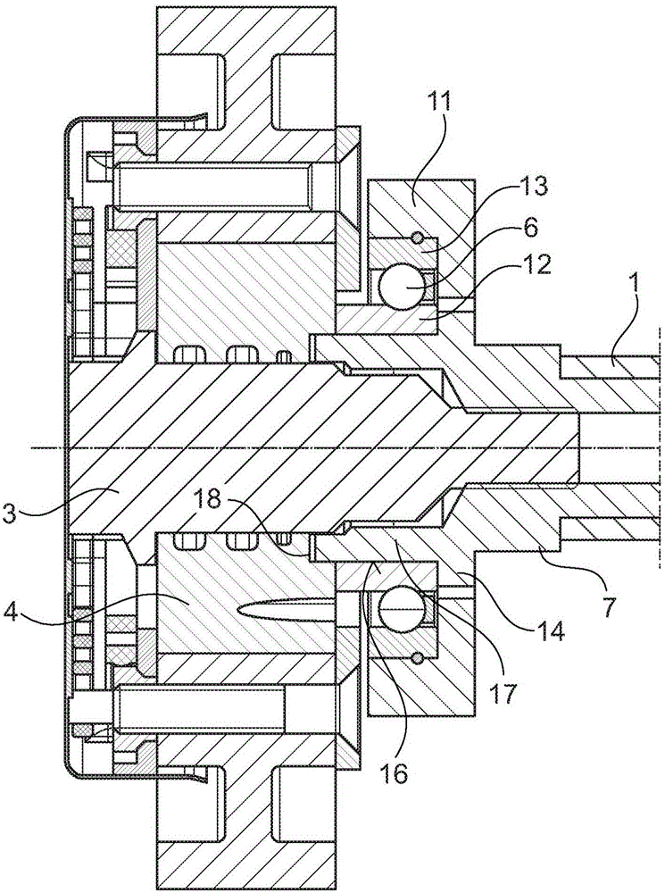 Camshaft adjusting device