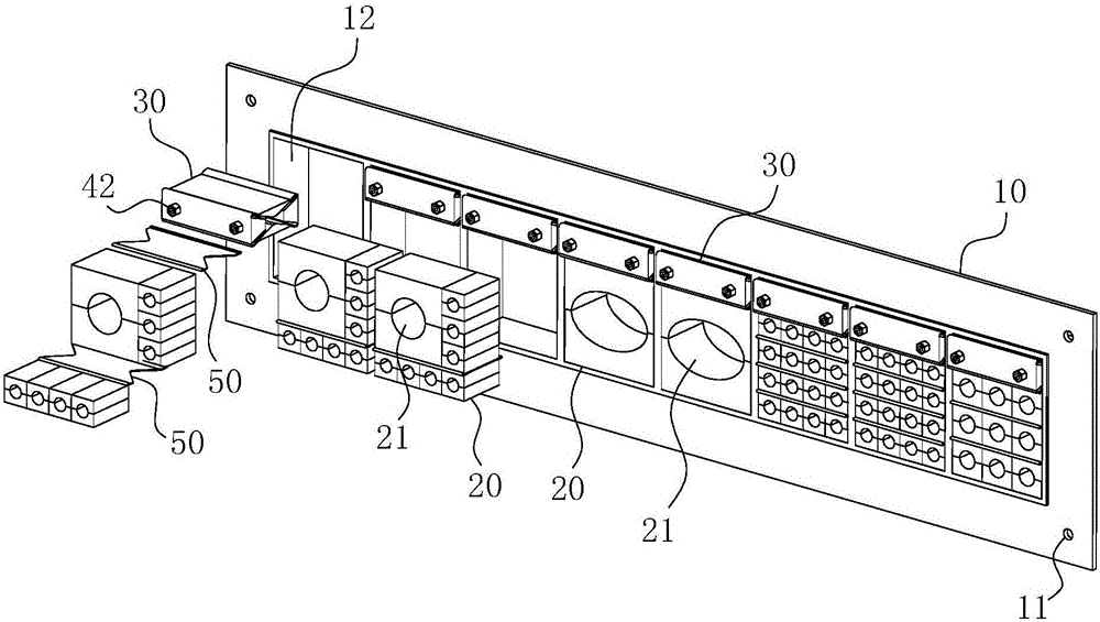 Feeder waveguide penetration opening sealing assembly