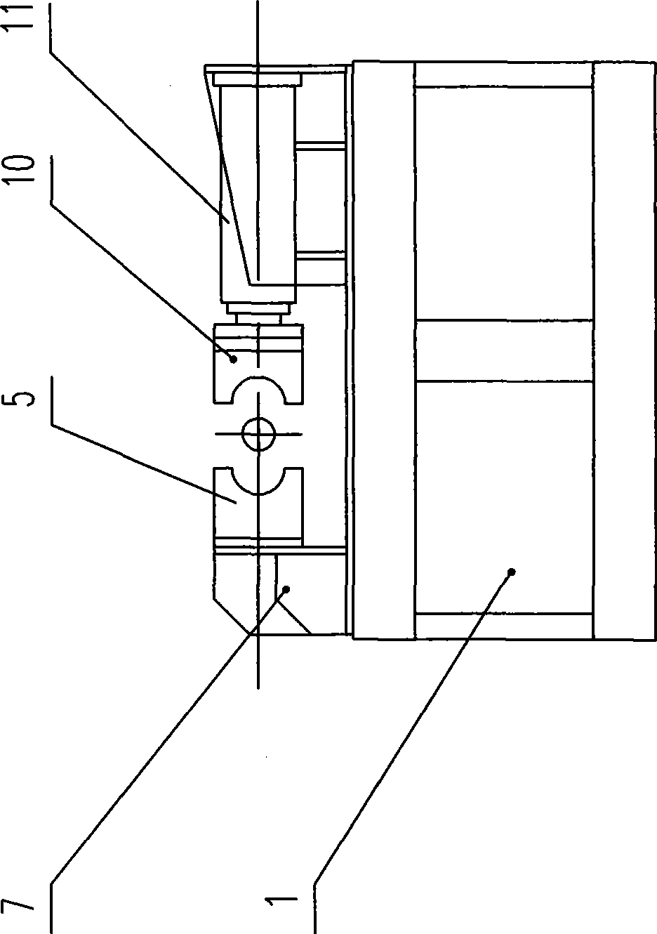 End-thickened steel-tube straightening device