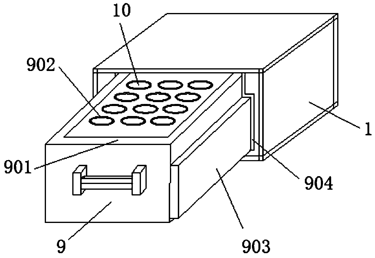 Tea pulverizer for triangular tea bag and method for preparing triangular tea bag