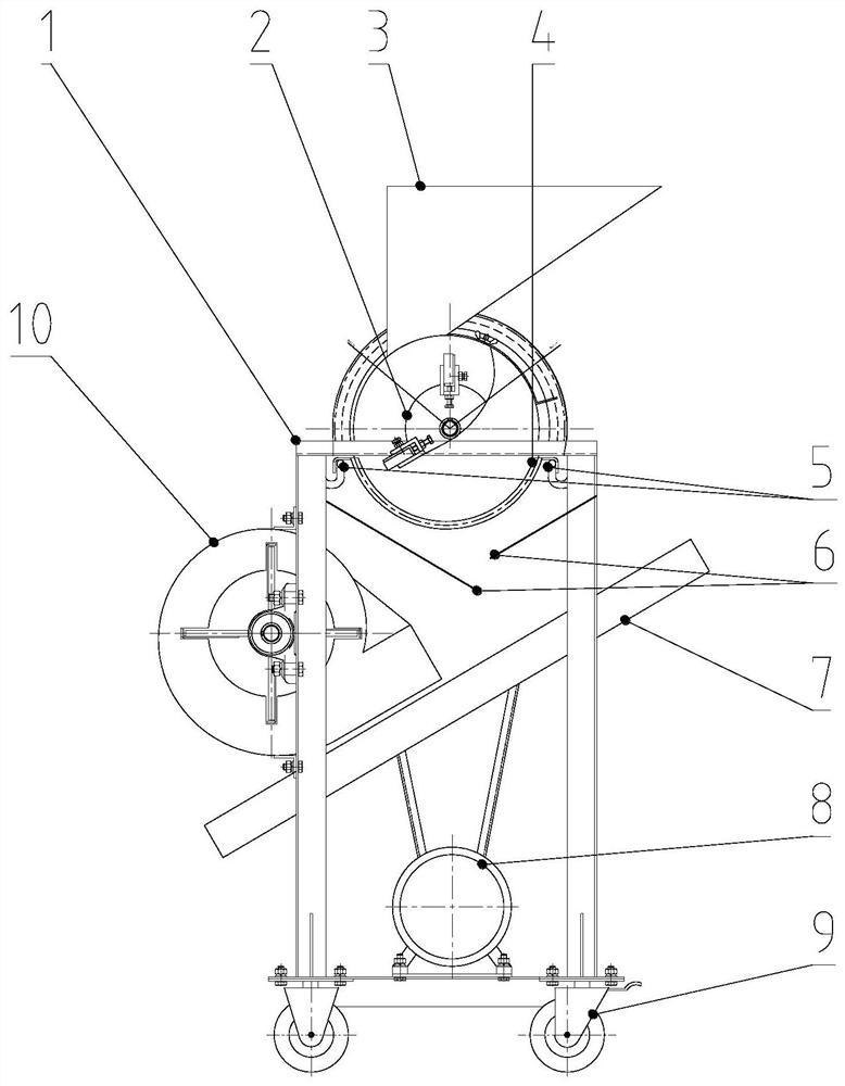 Peanut shelling roller with variable-diameter flexible beating plates