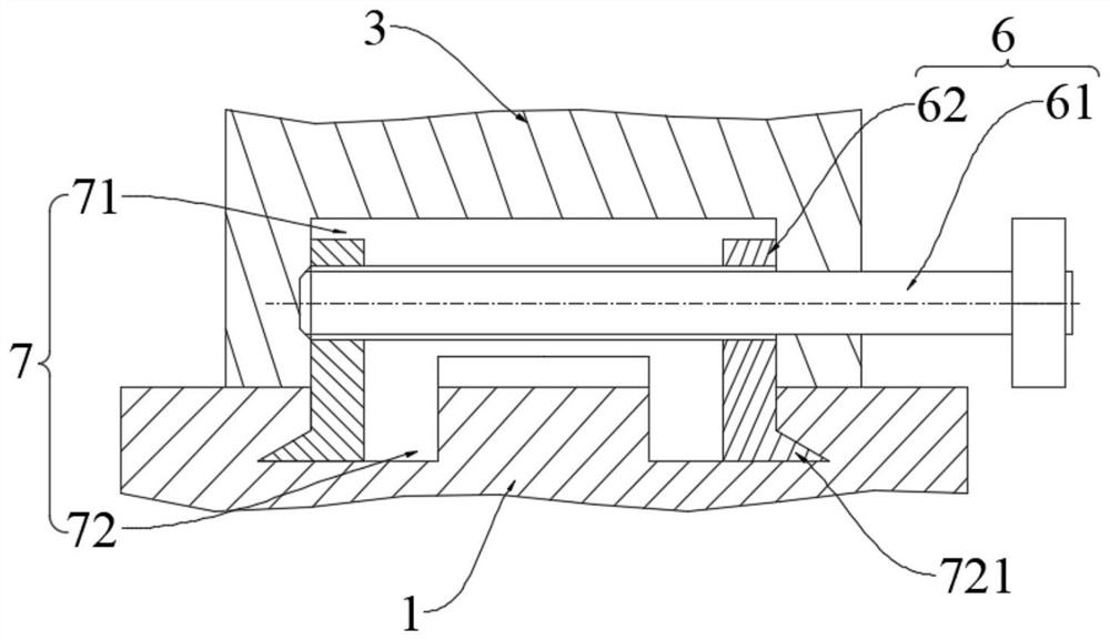 Mechanical subtractive and laser additive synchronous machining device and method