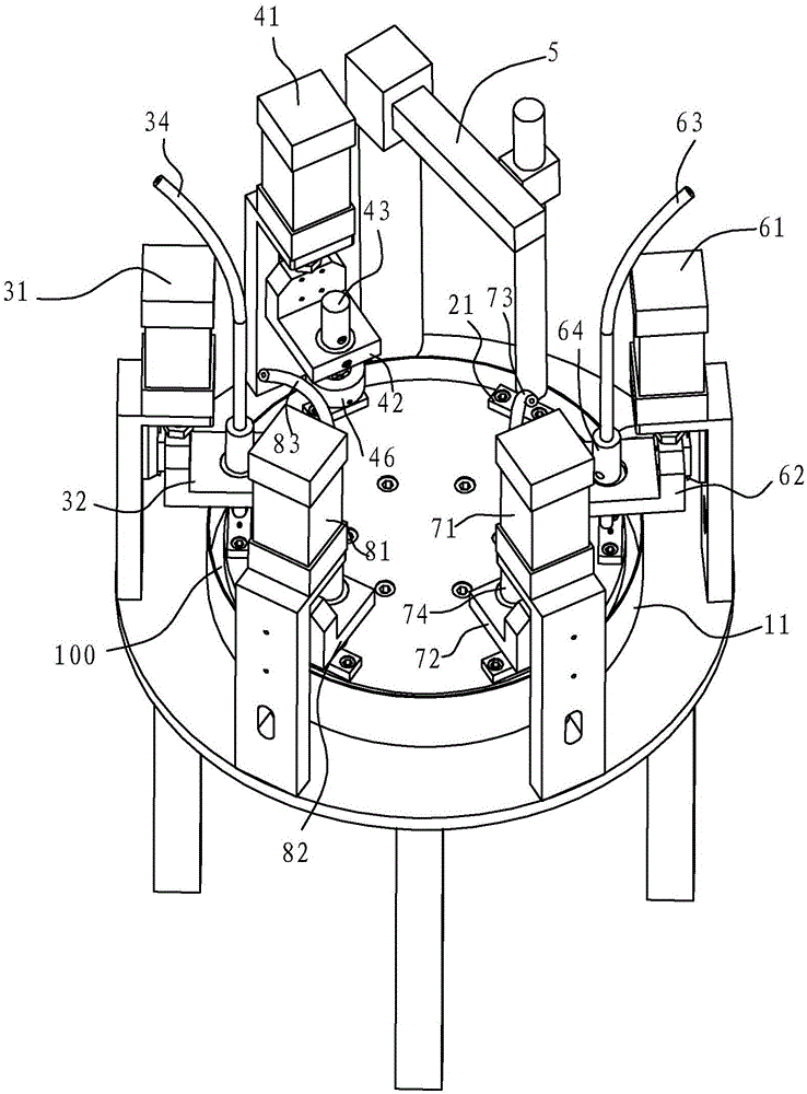 Ceramic ferrule cleaning device