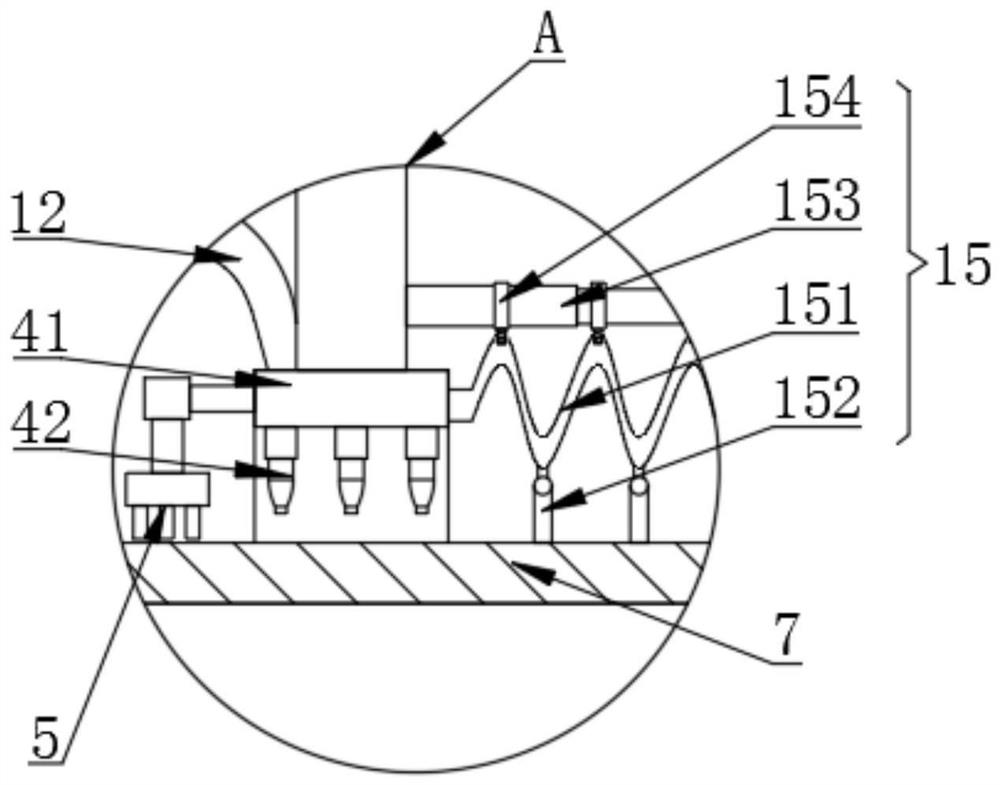 Pipeline spraying device with automatic drop removing and rapid drying functions